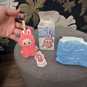 Labubu “N” pin for love